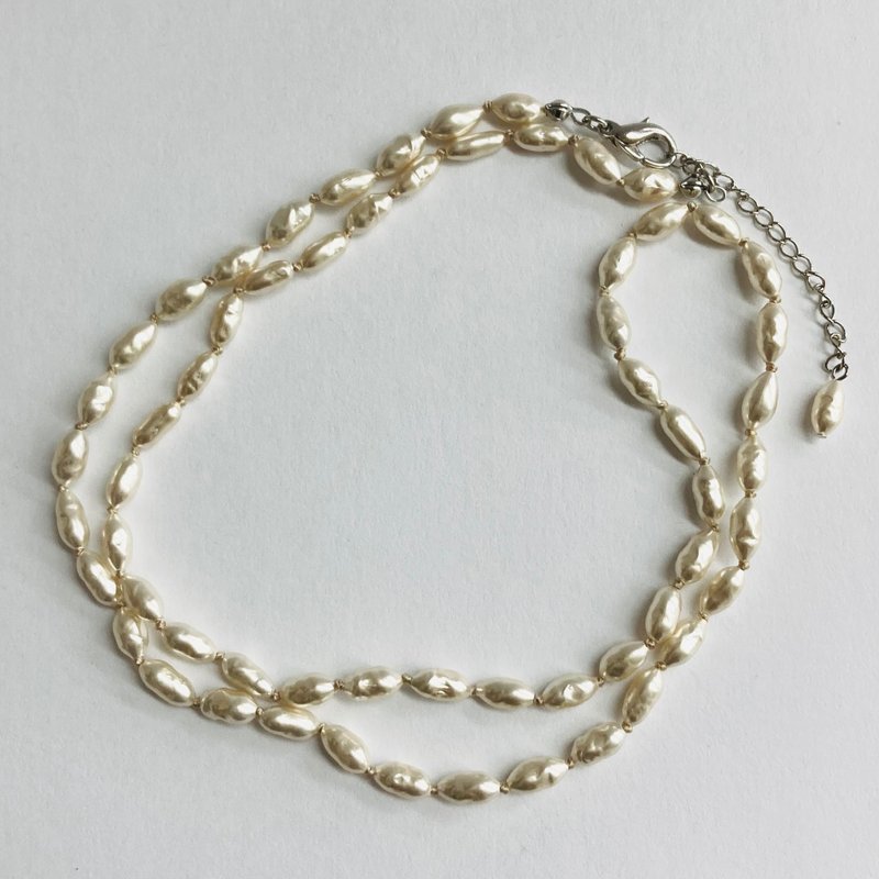 Glass Baroque Pearl All Knot Matinee Necklace / Approx. 4x8mm Approx. 60cm+5cm / White Beige / Made in Japan - สร้อยคอ - แก้ว ขาว