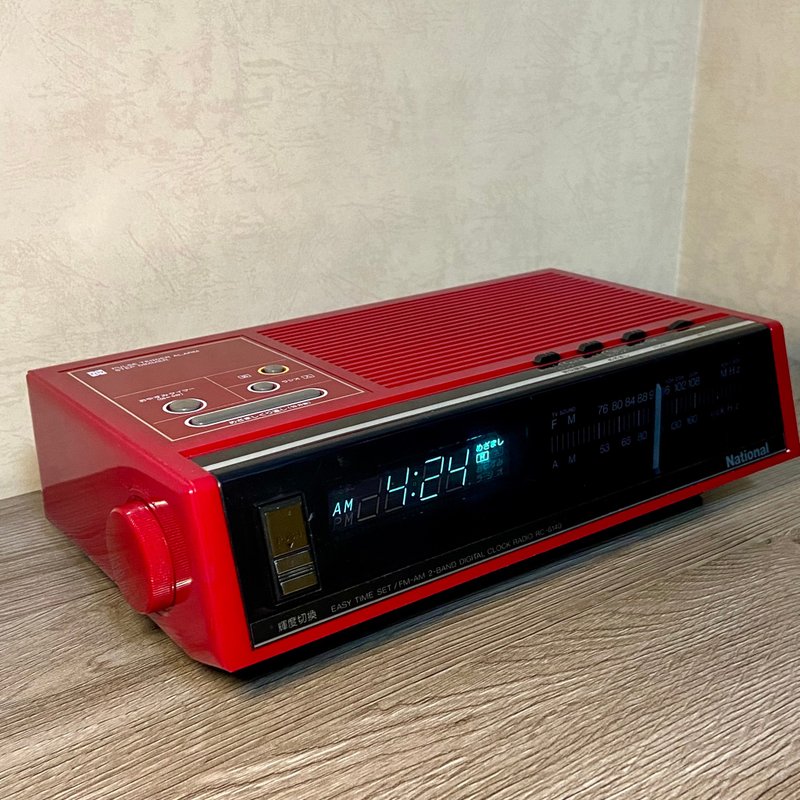 80s National RC-6140 Fluorescent Tube Radio Clock - นาฬิกา - วัสดุอื่นๆ สีแดง