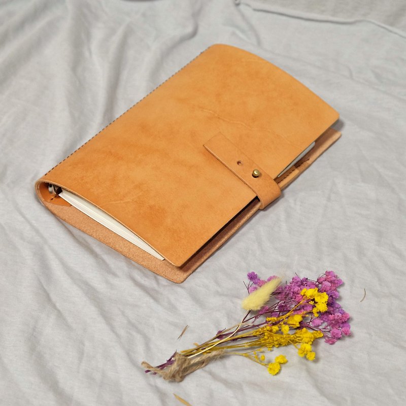 Homemade oil leather personal organizer BIBLE SIZE made by a personal organizer enthusiast - สมุดบันทึก/สมุดปฏิทิน - หนังแท้ สีนำ้ตาล