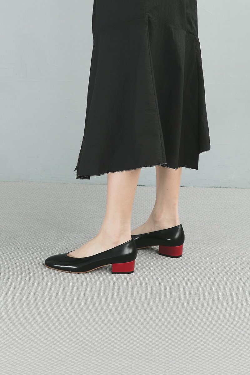 3.4 Round Toe Heels - Black - รองเท้าหนังผู้หญิง - หนังแท้ สีดำ