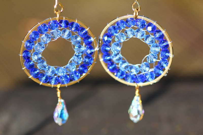 Goddess of Light Earrings　Blue - Earrings & Clip-ons - Glass Blue