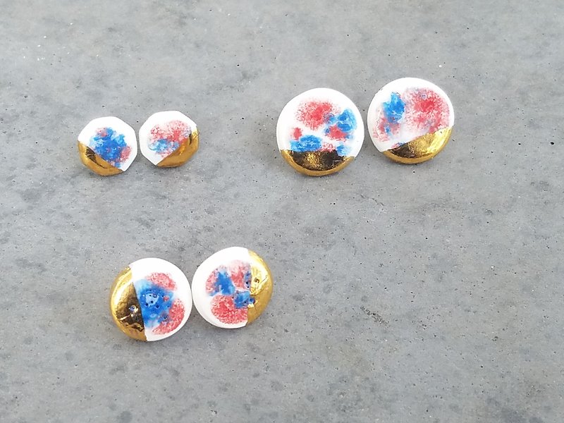 Red and Blue Crystalline Glazes Porcelain Stud earrings with 24k gold luster - ต่างหู - เครื่องลายคราม สีแดง