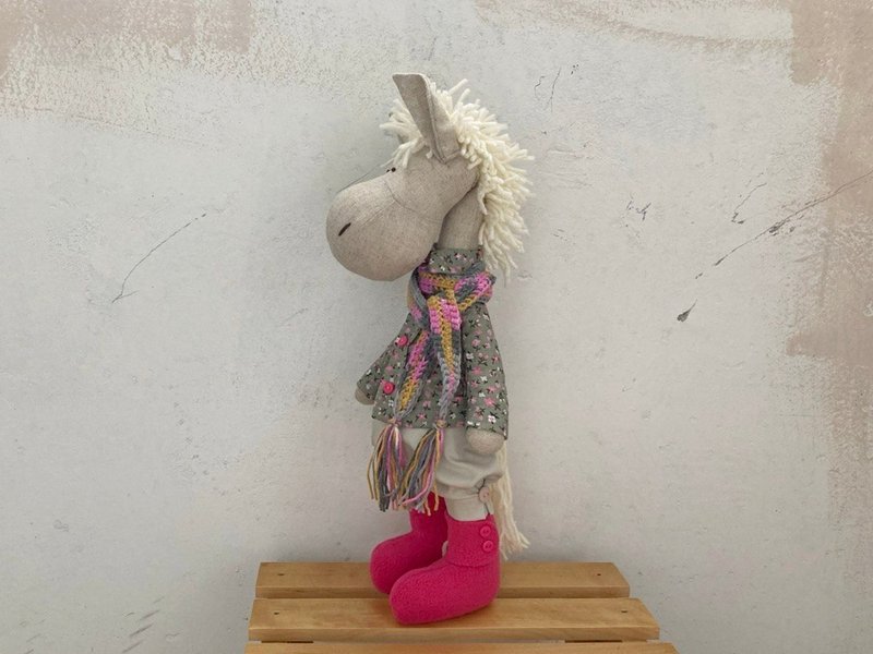 Horse doll, Symbol of 2026, New Year's gift - 寶寶/兒童玩具/玩偶 - 亞麻 粉紅色
