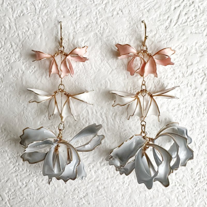 Flower-inspired wire accessories - Earrings & Clip-ons - Other Metals 