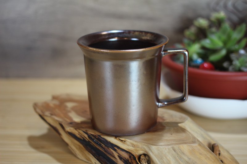 【送禮好物】240ml 柴燒古銅金 方韻杯 咖啡杯 台灣鶯歌製 - 咖啡杯/馬克杯 - 瓷 