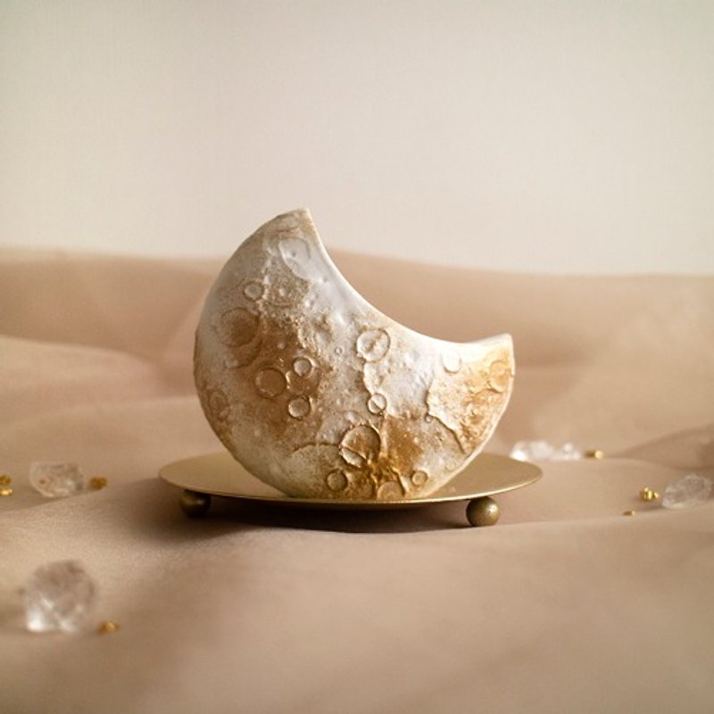 moon ship stone | moon ship aroma stone - Fragrances - Pottery Gold