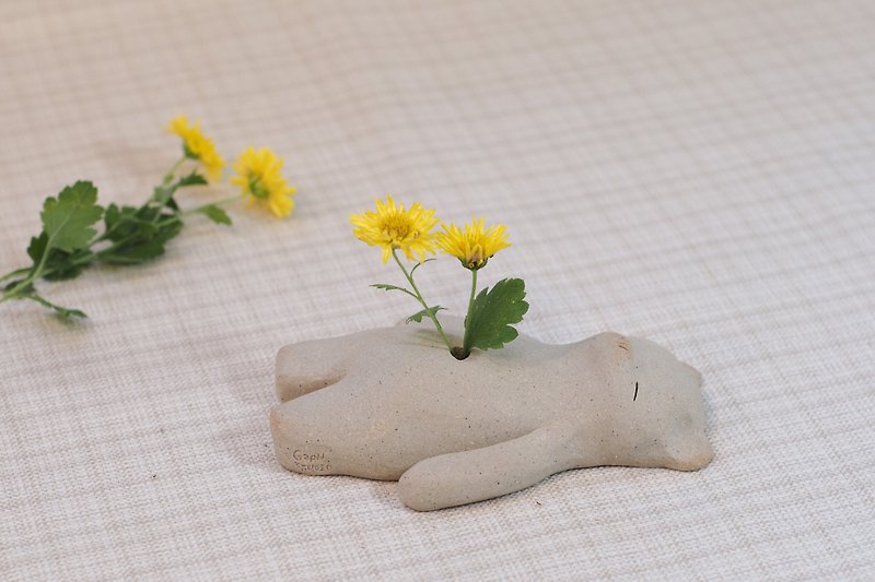 Flower embroidery, Mr. Bear, ceramic belly. - Items for Display - Pottery Brown