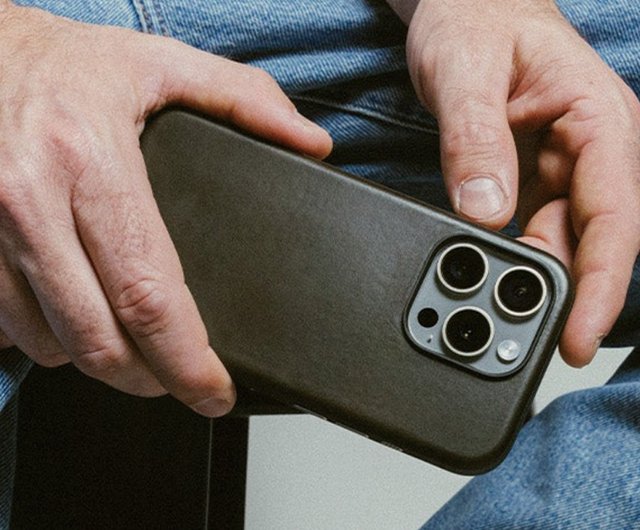 Amazon.com: NOMAD iPhone 16 Pro Max Leather Case - English