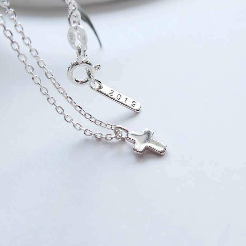 925 sterling silver mini cross customized engraving necklace clavicle chain long chain - Necklaces - Sterling Silver Silver