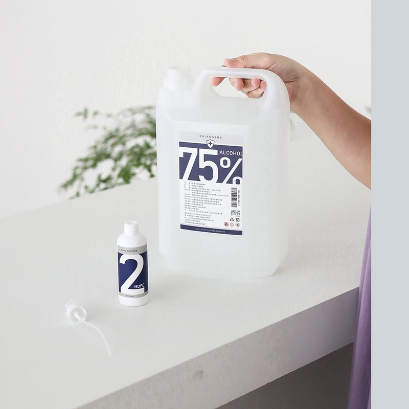 【預購6/9出貨】香爵75%乙醇酒精 4L桶裝*1 贈500ml 非變性 酒精 - 洗手乳/洗手用品 - 塑膠 藍色