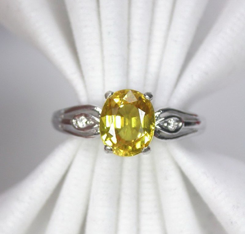 Real 2.08 ct.Genuine yellow sapphier ring silver sterling size 7.0 free resize - General Rings - Sterling Silver Yellow