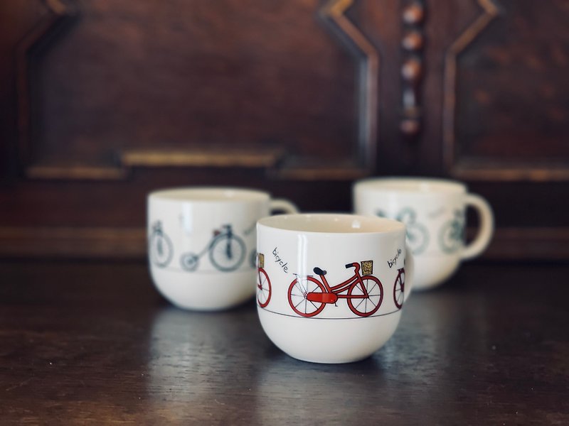 MARUI bicycle coffee cup - Mugs - Pottery 