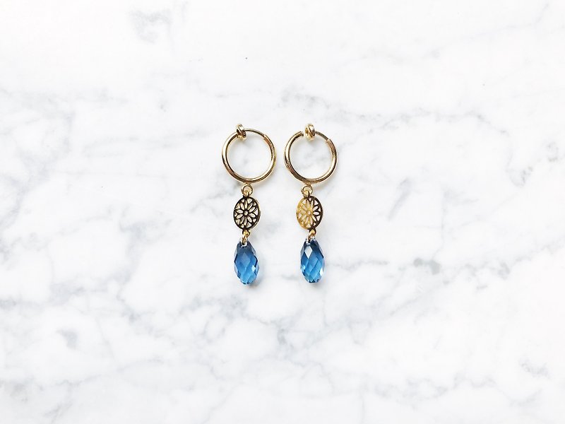"Blue Coast" dark blue sea drops classical carved earrings a pair - ต่างหู - โลหะ 