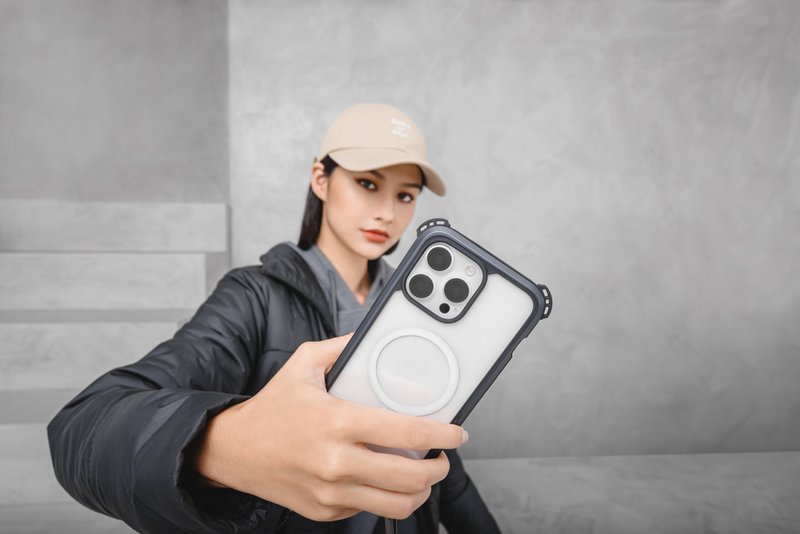 iPhone 15 Odyssey Ultra極軍規防摔掛繩手機殼 支援磁吸 - 手機配件 - 其他金屬 