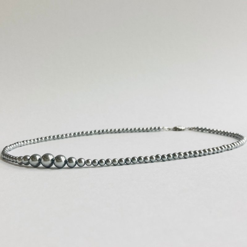 貝殼珍珠迷你漸層項鍊 / 3x7mm 約42cm / 灰色 / R / made in japan - 項鍊 - 貝殼 灰色