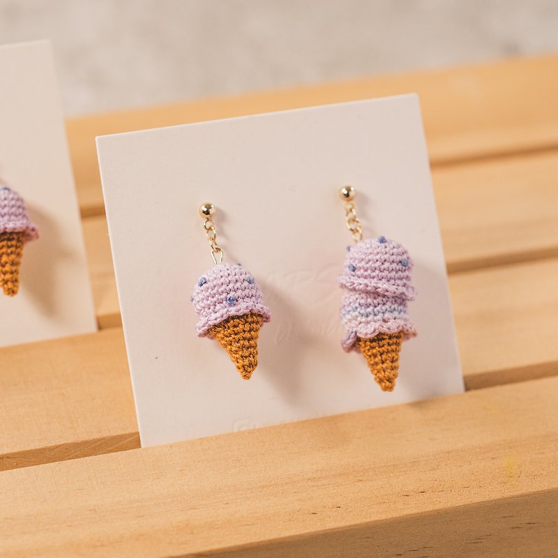 Asymmetric double ball ice cream earrings - ต่างหู - งานปัก หลากหลายสี