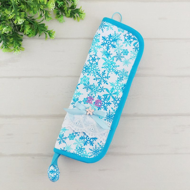Ice World. Handmade cutlery bag (free embroidered name) - จานเด็ก - ผ้าฝ้าย/ผ้าลินิน สีน้ำเงิน