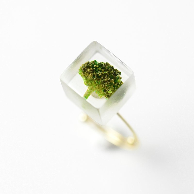 ブロッコリーのコイルリング ゴールドカラー フリーサイズレジン 生日禮物 永生花 女 結婚禮物 日本設計 contemporary jewelry - 戒指 - 樹脂 綠色