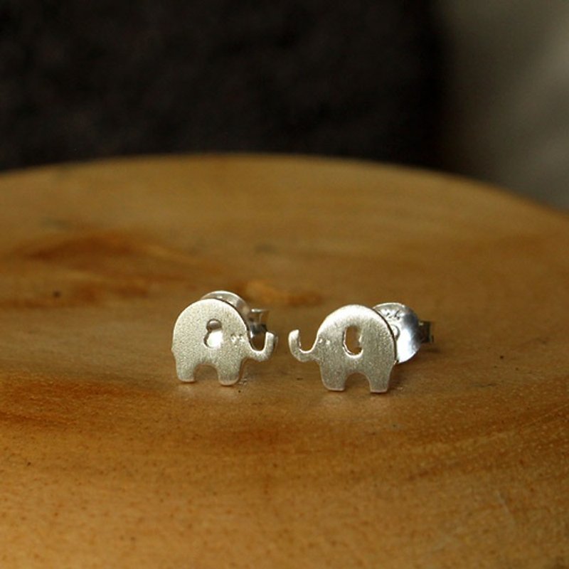 小象銀製耳環 - 耳環/耳夾 - 純銀 