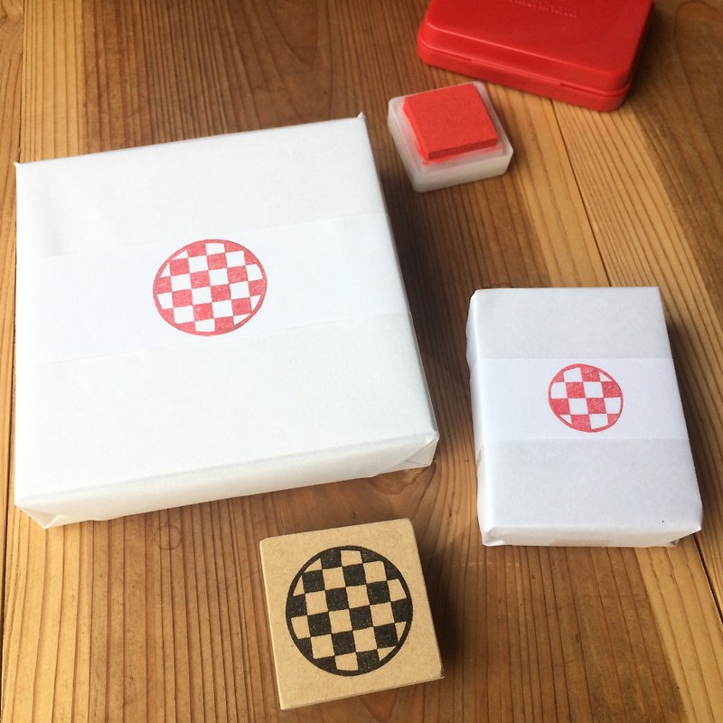 Easy-to-use round Japanese pattern eraser stamp (Ichimatsu) - ตราปั๊ม/สแตมป์/หมึก - วัสดุอื่นๆ ขาว