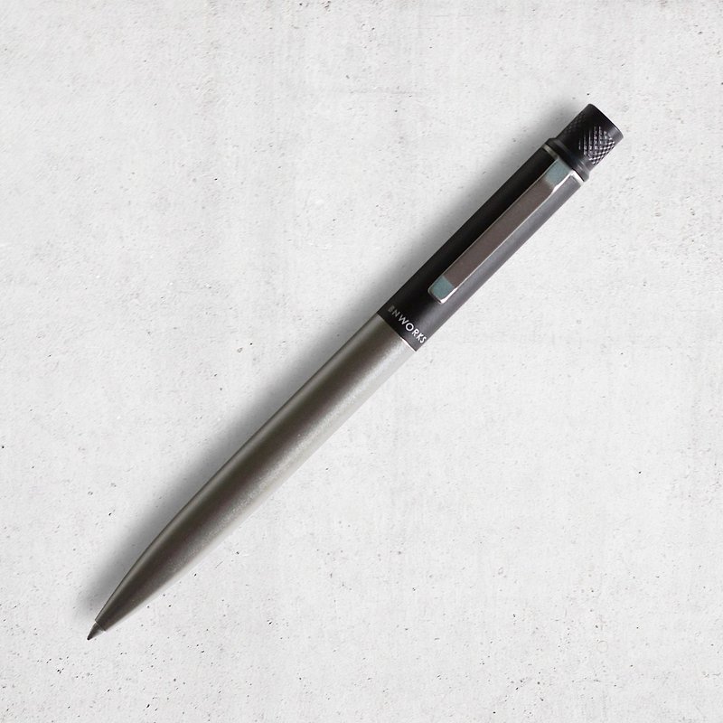カスタマイズされたレタリングを備えた2素材シリーズタッチボールペン（ブラック/スチールグレー） - 水性ボールペン - 金属 
