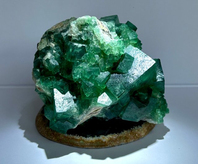 原石の美しさ*天然グリーン石原石 - ショップ Iolite Gallery 置物