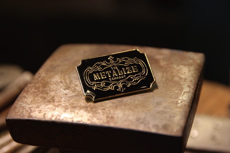 【METALIZE】"TRIUMPH" double needle pin - Brooches - Other Metals 