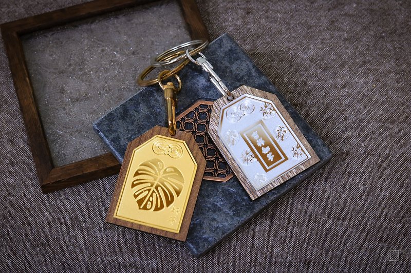 Turtle-backed taro, good luck, good luck, good taro, auspicious taro, exquisite royal guard key ring - Keychains - Other Materials Gold