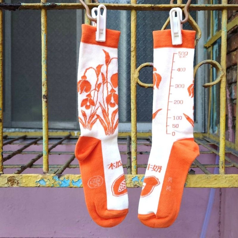 襪好台 Wow Taiwan Style Socks - 木瓜牛奶 - 男 女 - 襪子 - 棉．麻 橘色