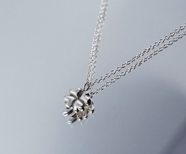 Half acre of light] handmade sterling silver double-sided clover necklace - Shop  Flowzone Jewelry Necklaces - Pinkoi