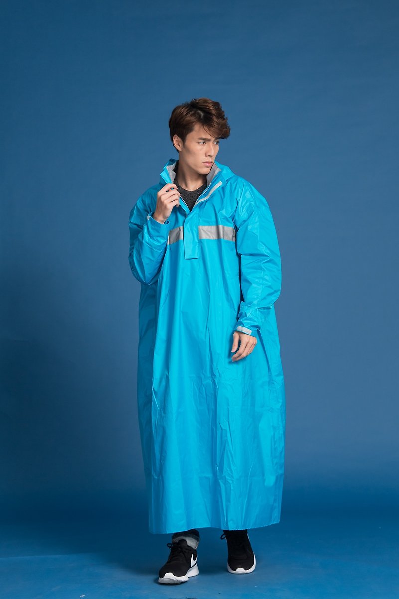 頂峰背包款款半開連身雨衣-湖水藍 - 雨傘/雨衣 - 防水材質 藍色