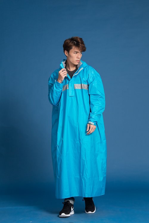 Outperform 奧德蒙雨衣專賣店 頂峰背包款款半開連身雨衣-湖水藍