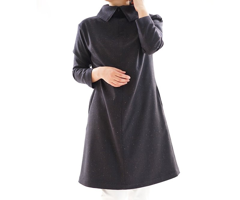 【wafu+】wool front zipper's high neck A line one piece / dark blue & color nep / a43-24 - 連身裙 - 其他材質 藍色