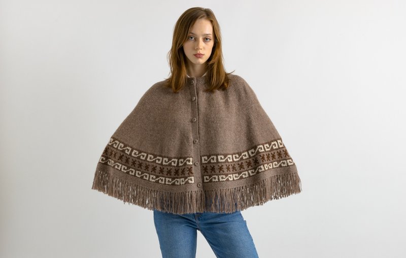 70s Vintage Woman 100% Alpaca Cape Woman Cardigan Jacket Small 7072 - Women's Sweaters - Wool Brown