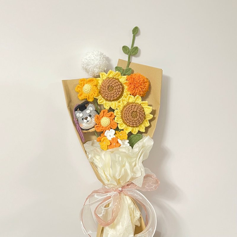 Crochet Graduation Doggy Sunflower Bouquet - ช่อดอกไม้แห้ง - ผ้าฝ้าย/ผ้าลินิน หลากหลายสี