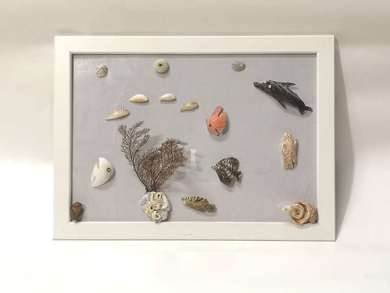 -Under the Sea- Shell wall art handmade gift decorative picture frame wall hanging three-dimensional picture frame - กรอบรูป - วัสดุอื่นๆ สีใส