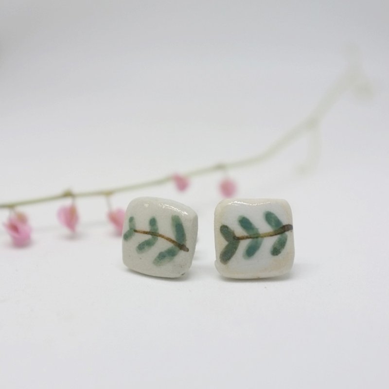 Green leave earrings - Earrings & Clip-ons - Pottery Green