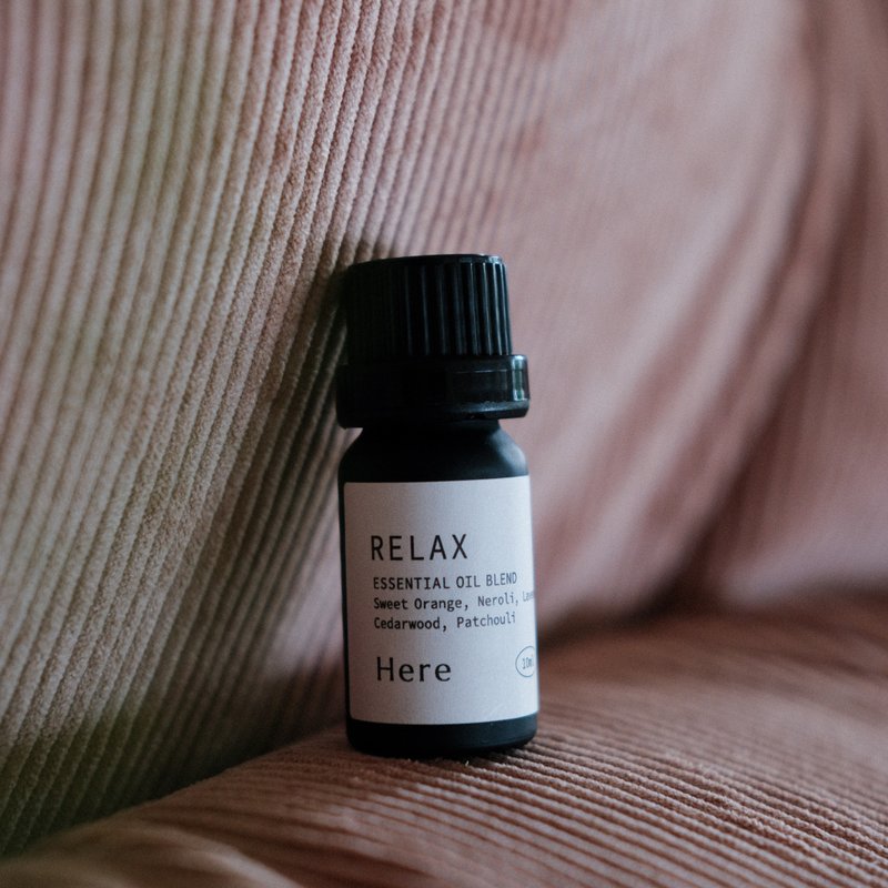 Relaxing essential oil blend - น้ำหอม - น้ำมันหอม สีนำ้ตาล