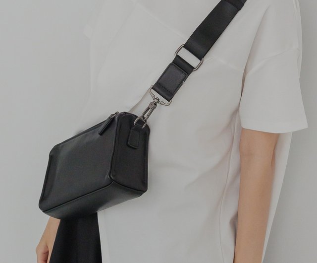 Square Box Black Full Leather Bag Black Shop no216 Messenger