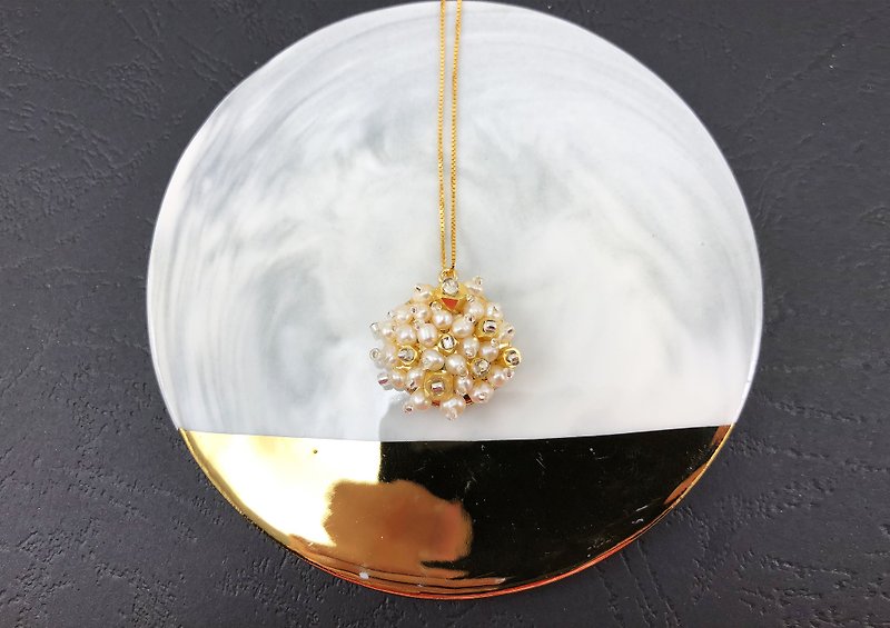 Elegant Japanese Style Pearl Necklace【wedding】【Birthday Gift】【Mothers Day Gift】 - สร้อยคอ - ไข่มุก สีทอง