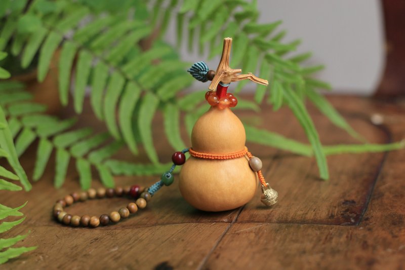 Spring and Autumn original design, all handmade | natural gourd hand-twisted plaything - พวงกุญแจ - พืช/ดอกไม้ 