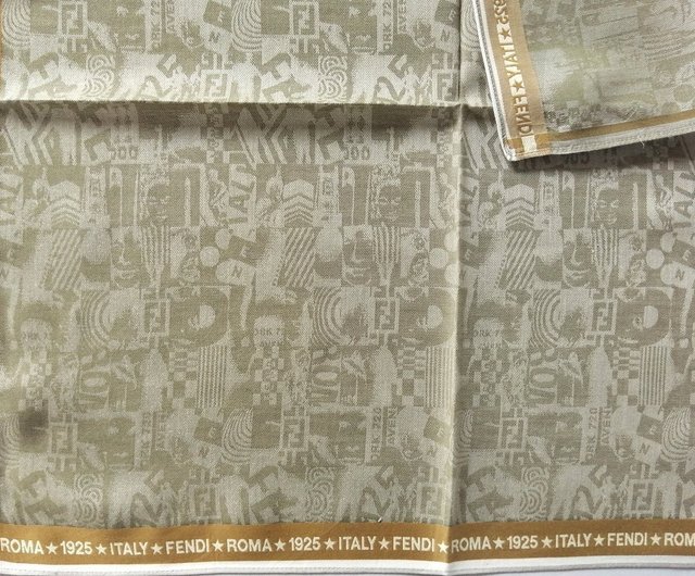 FENDI ヴィンテージ ハンカチ ローマ織り 1925 イタリア 18 x 18