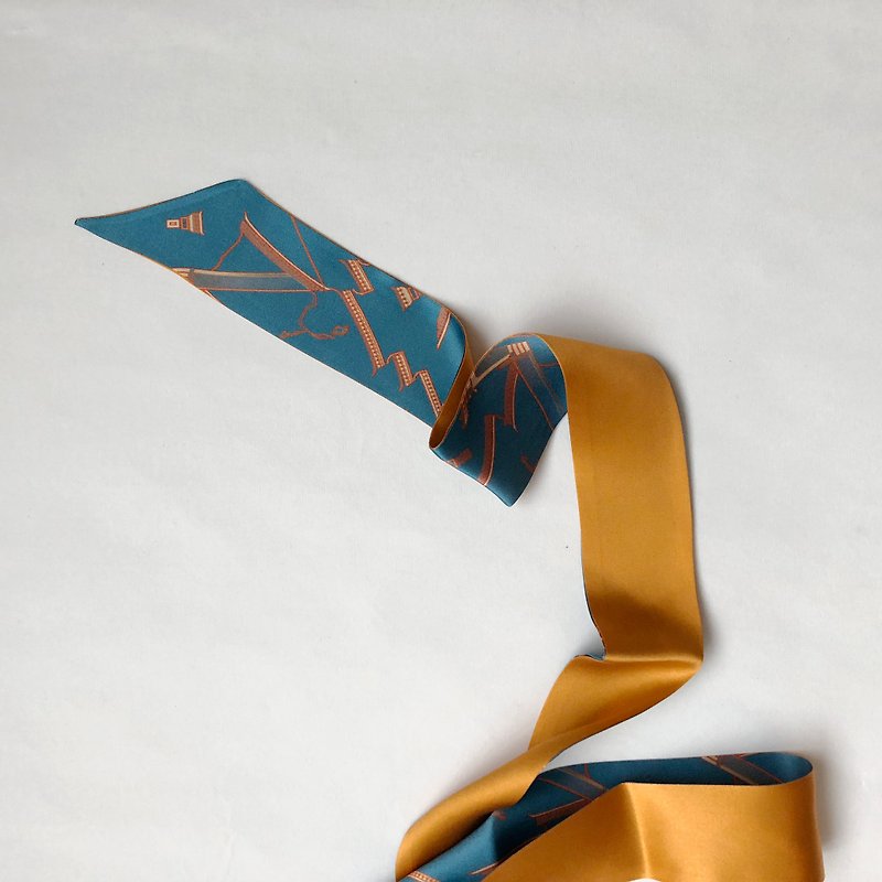 オレンジグレーのアートスカーフ、明代の古代建築 - スカーフ - シルク・絹 オレンジ