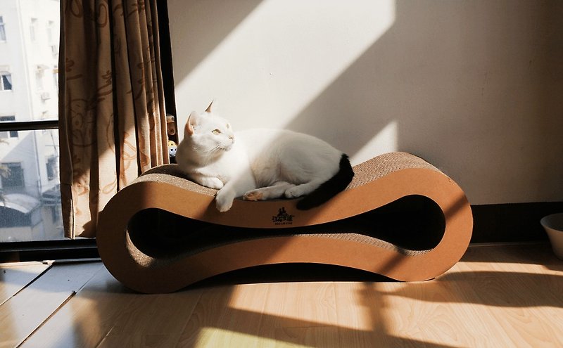 王ニャープラネット - クラシック8字型の猫のスクラッチボード - おもちゃ - 紙 ブラウン