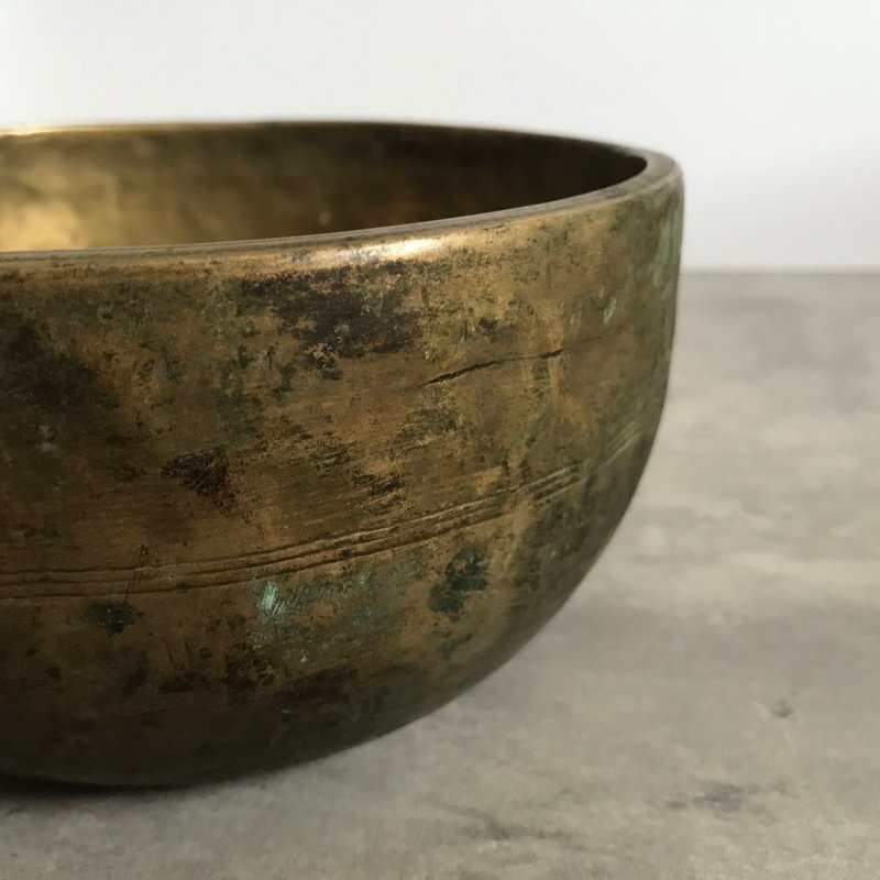 古董頌缽 Thadobati Singing Bowl 心輪聲音療癒冥想瑜伽放鬆 - 其他 - 其他金屬 