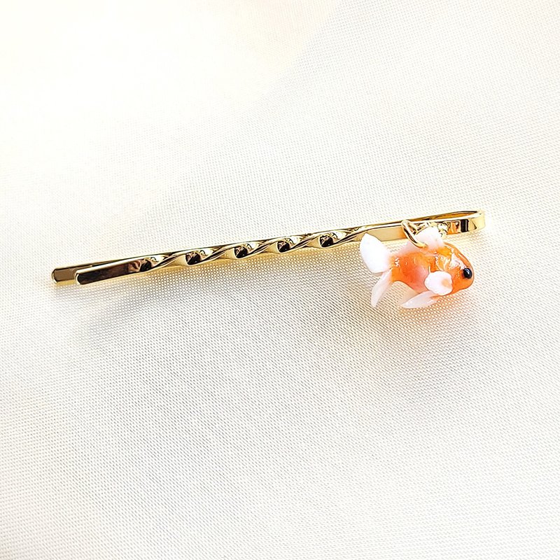 Little Goldfish Hairpin, Hair Clip - Hair Accessories - Resin Orange