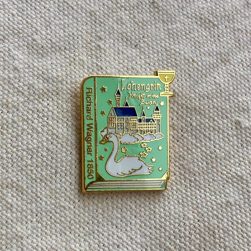 Swan Knight enamel pin - Badges & Pins - Other Materials Green