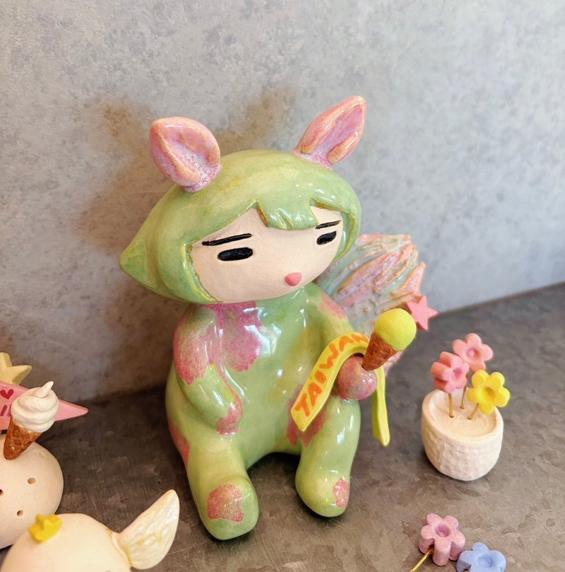 小蜜的故事/互動式陶偶/碧綠莓紅色/兔耳幻獸小精靈 - 公仔/玩偶 - 陶 綠色