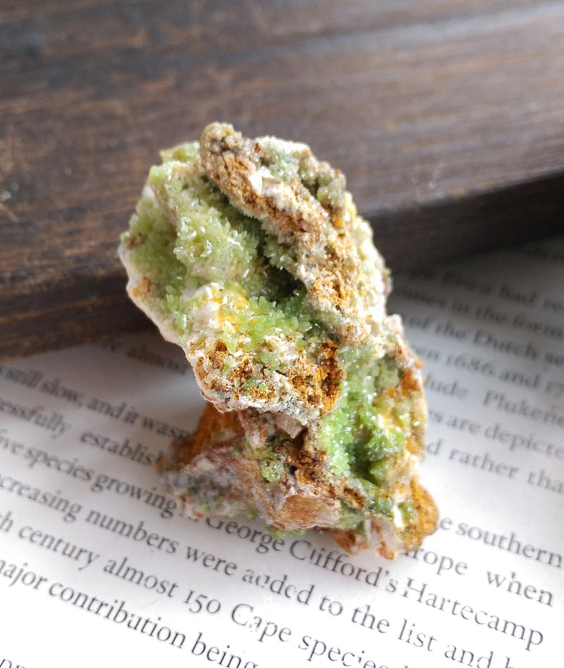 Pyromorphite 廣西產地 磷氯鉛礦 天然礦石 原礦 - 擺飾/家飾品 - 其他材質 