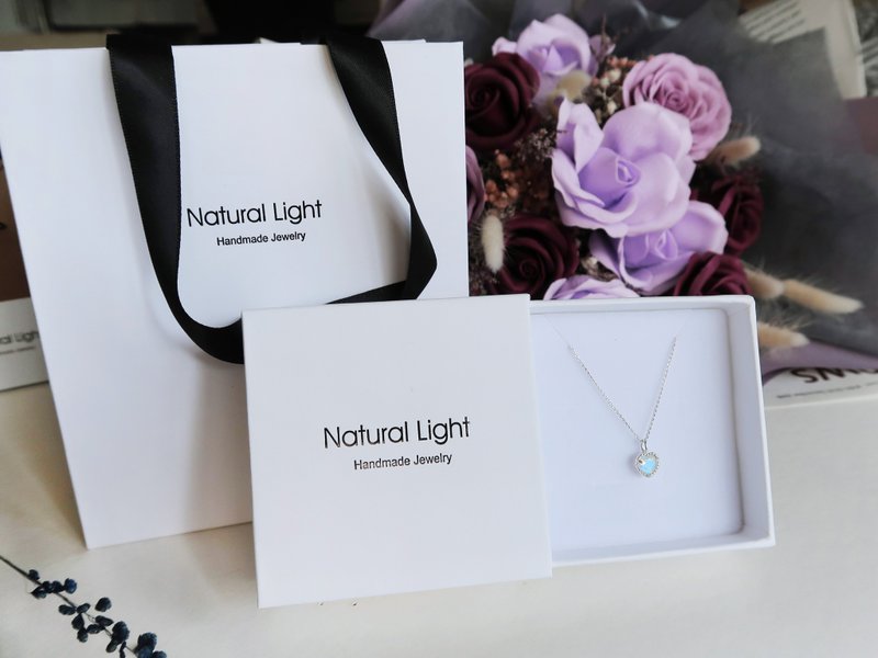 加購 包裝升級 品牌珠寶盒+品牌紙袋 送禮包裝 - 項鍊 - 紙 